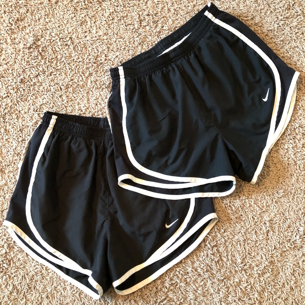 Black Nike tempo shorts